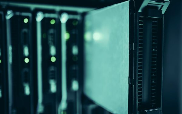 Hva er kanten av skyen? Slik fungerer edge computing forklart på norsk