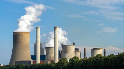 Hva er karbonfangst i praksis: enkel guide til teknologien som kan fjerne CO2 fra utslipp