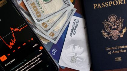 Slik bruker du flere valuta-kontoer smart når du handler og reiser